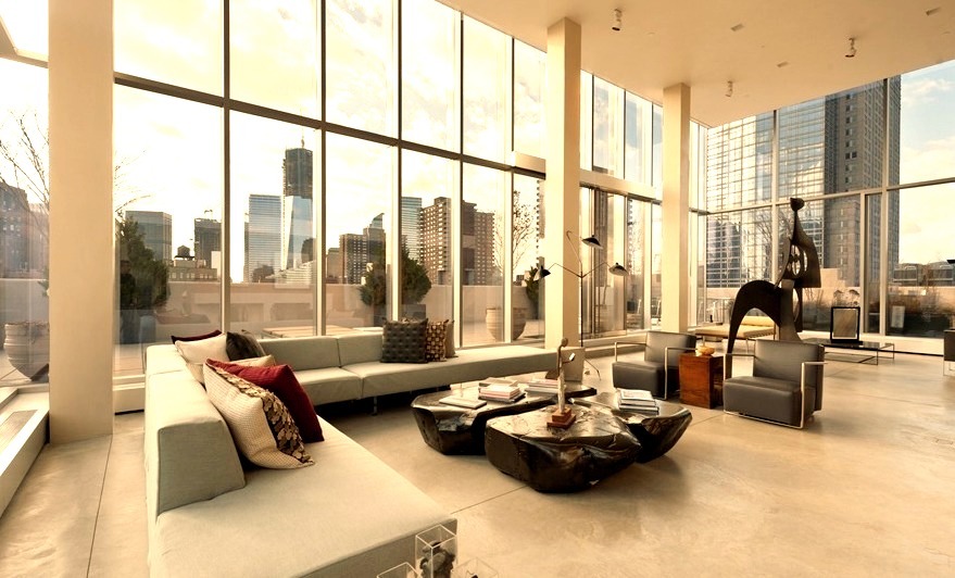 Luxury Living Space in Manhattan Apartment